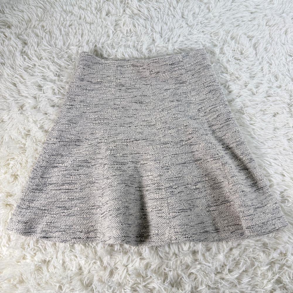 LOFT Petite Tweed A-Line Skirt Women's XSP‎ Black White Textured Flounce Preppy
